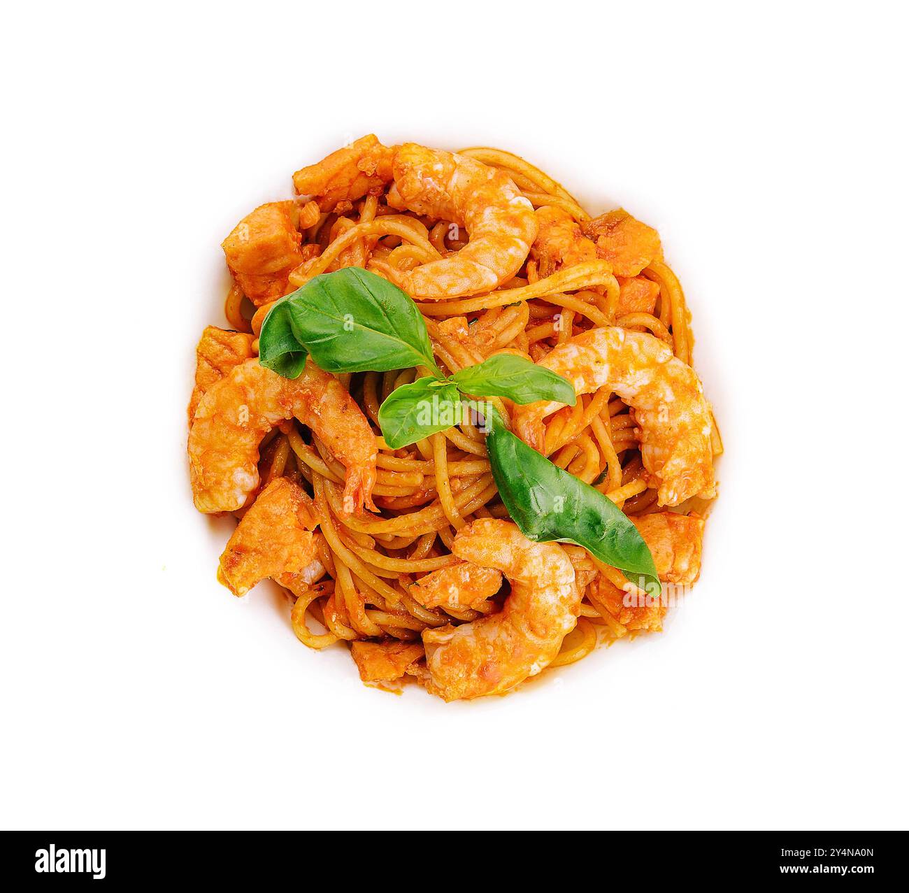 Spaghetti aux crevettes et sauce tomate Banque D'Images