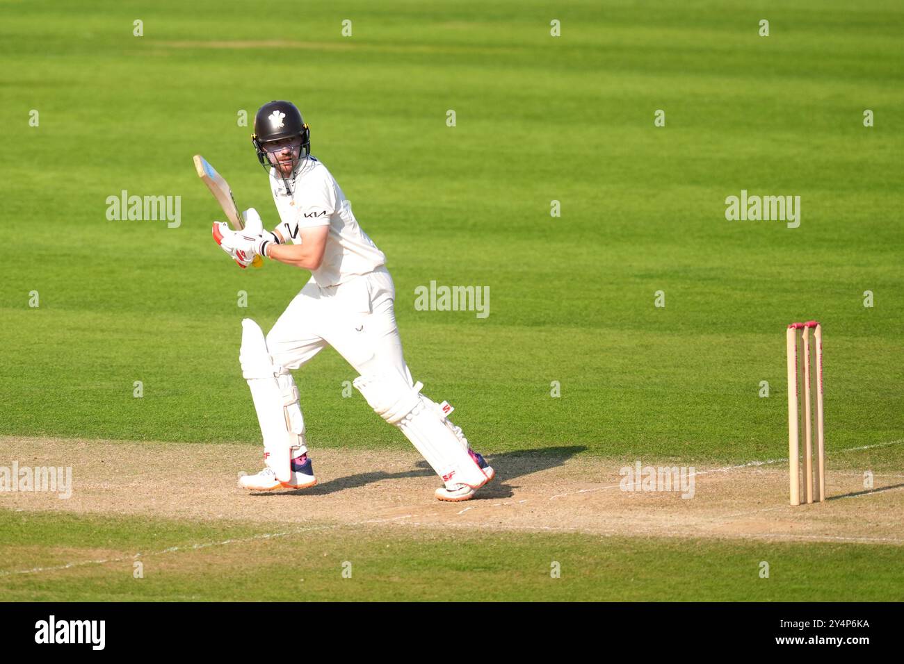 Surrey's Rory Burns en action lors de la troisième journée du Vitality County Championship match au Kia Oval de Londres. Date de la photo : jeudi 19 septembre 2024. Banque D'Images