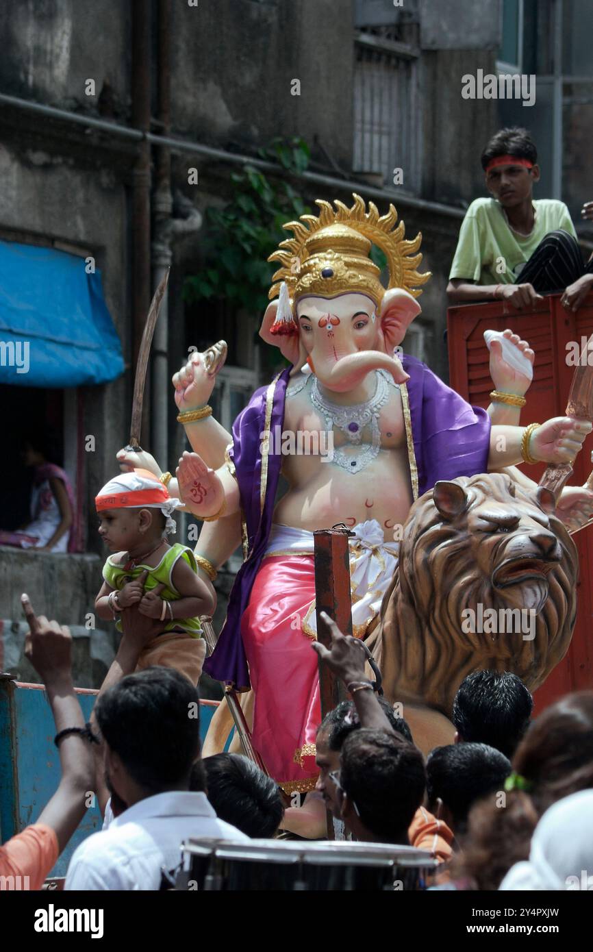 Mumbai, Maharashtra / Inde - 25 septembre 2007 : la statue du Seigneur Shree Ganesha pendant la fête de Ganesha. Banque D'Images