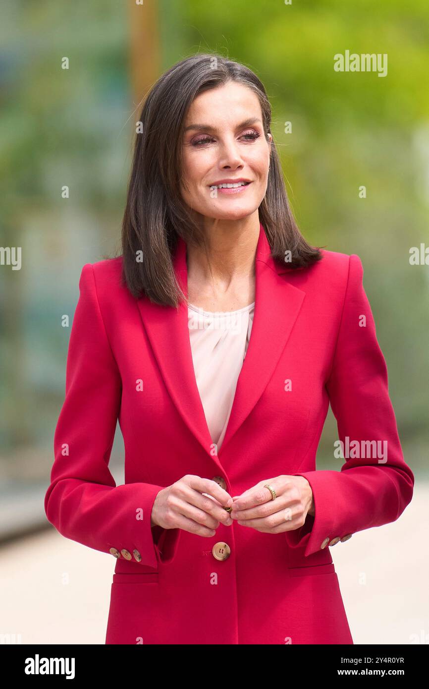 La reine Letizia d'Espagne assiste à la commémoration de la participation de l'équipe espagnole aux Jeux Olimpiques de Barcelone et Albertville 92 au Comité Olympique Espagnol le 26 avril 2024 à Madrid, Espagne. Banque D'Images