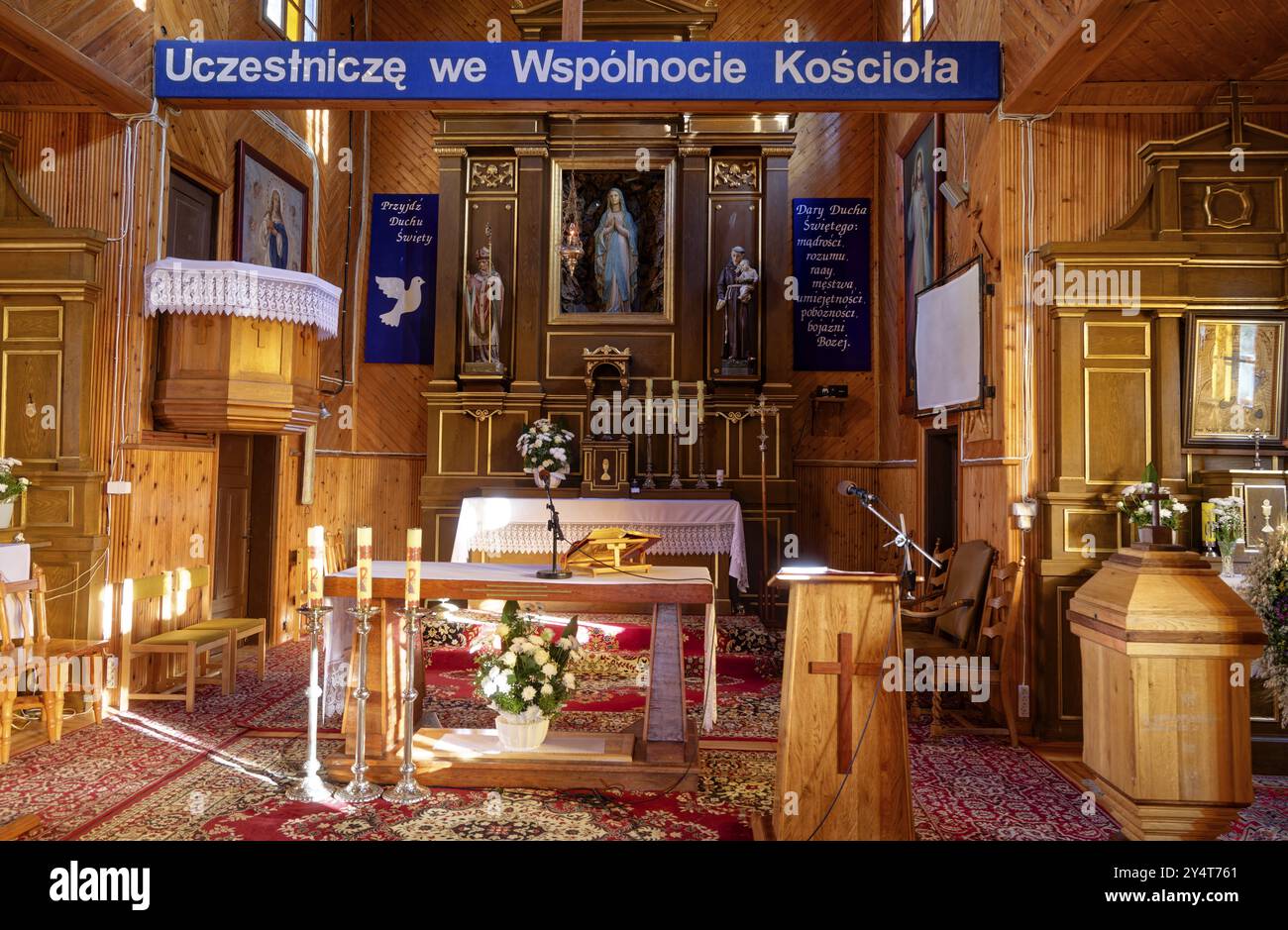 Intérieur de la Kiche KoScioN Matki BoZej Anielskiej, église notre-Dame des Anges, une église paroissiale historique en bois dédiée à notre-Dame de T. Banque D'Images