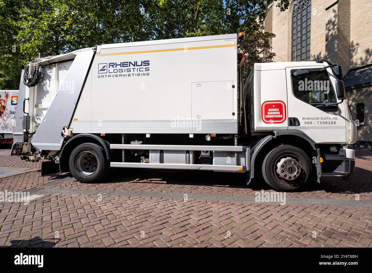 Camion de destruction de données Rhenus Logistics Banque D'Images