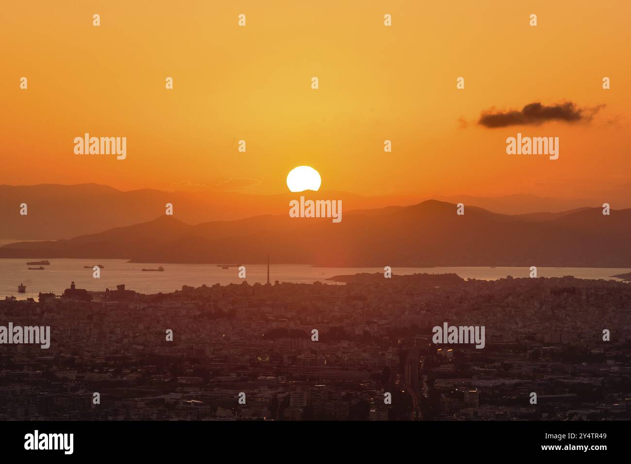 Vue panoramique d'Athènes Ville de Lykavittos Hill au coucher du soleil Banque D'Images