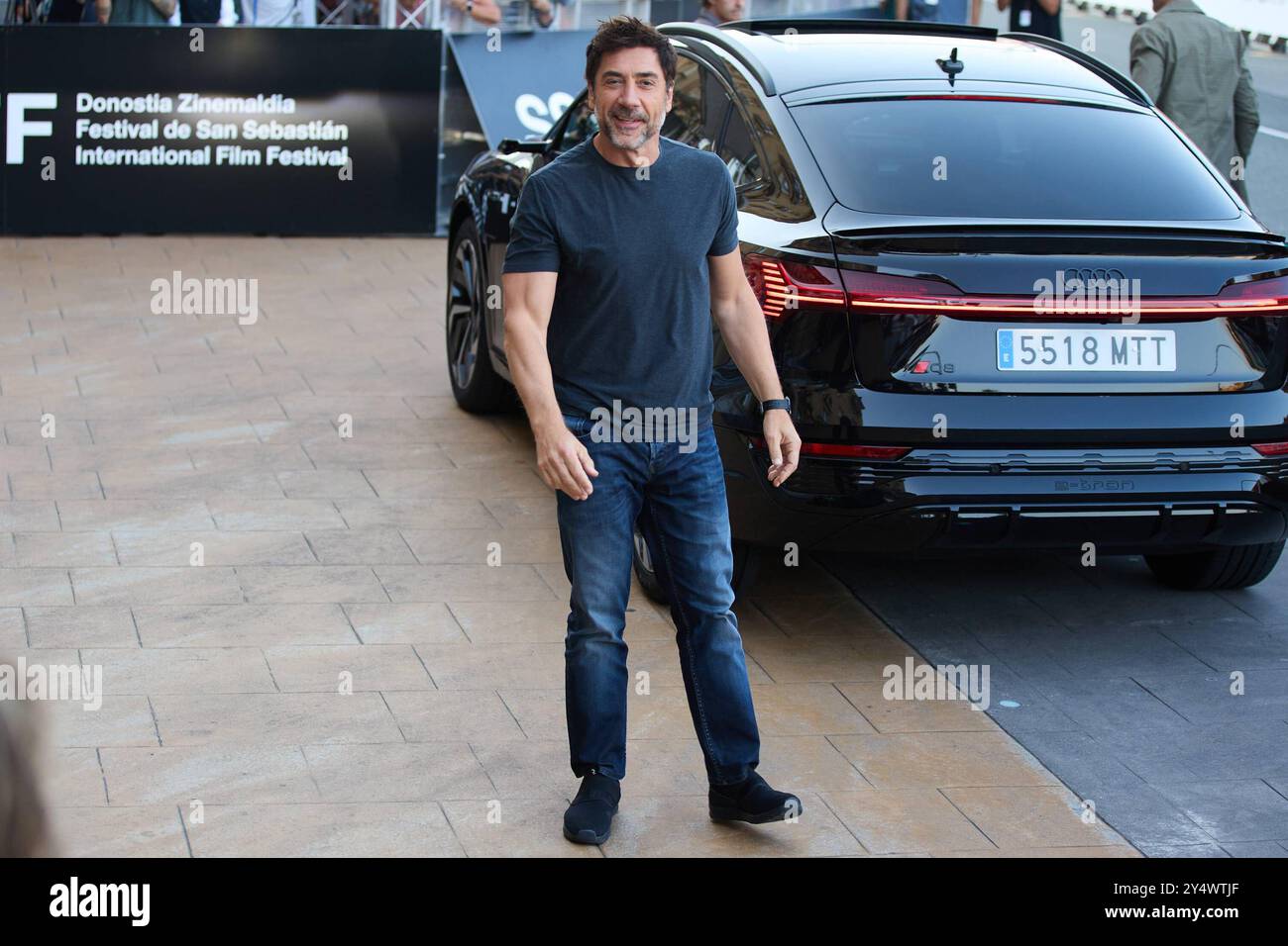 Donostia San Sebastián. País Vasco. España. 19 septiembre 2024. Ciné. SSIFF 72. LLegada de Javier Bardem (Premio Donostia 2023) al Hotel María Cristina en la 72 edición del Festival Internacional de Cine de San Sebastián Zinemaldia, en Donostia San Sebastián a 19 de septiembre de 2024. Donostia San Sebastian. Pays Basque. Espagne. 19 septembre 2024. Cinéma. SSIFF 72. Arrivée de Javier Bardem (Donostia Award 2023) à l'Hôtel Maria Cristina pour la 72ème édition du Festival International du film de San Sebastian Zinemaldia, à Donostia San Sebastian le 19 septembre 2024. Presse cordon Banque D'Images