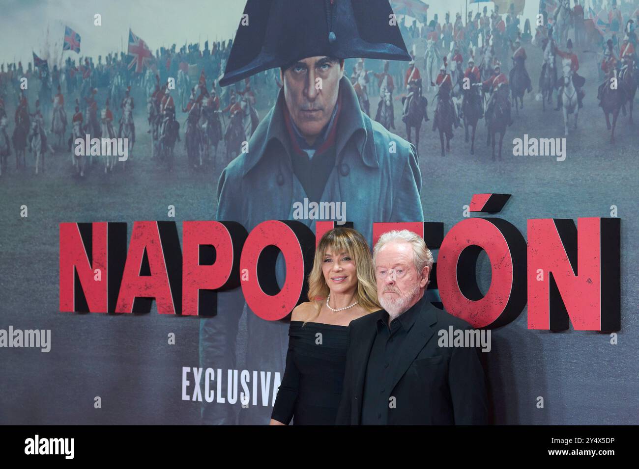 Ridley Scott, Giannina Facio assiste à la première de 'Napoléon' au Musée du Prado le 20 novembre 2023 à Madrid, Espagne. Banque D'Images