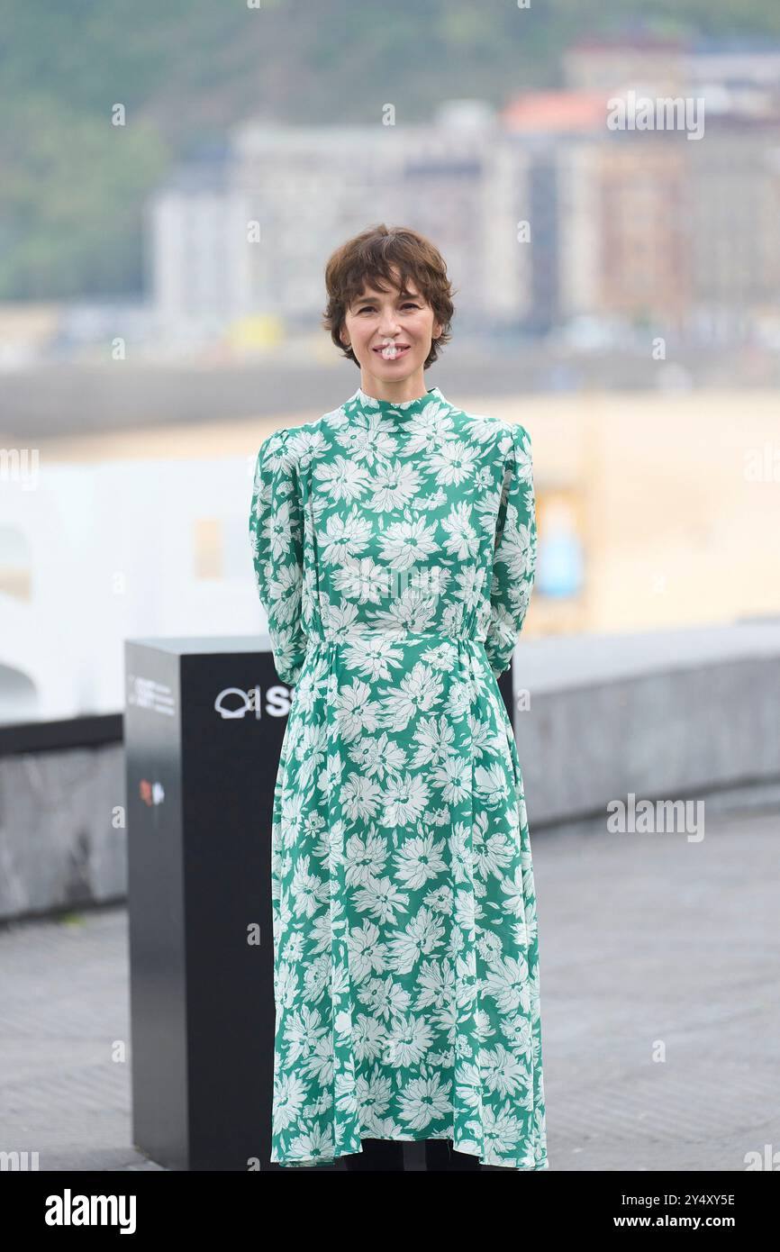 Ariadna Gil a assisté à la Photocall 'Black is Beltza II' lors du 70e Festival international du film de San Sebastian au Palais Kursaal le 23 septembre 2022 à Donostia / San Sebastian, Espagne. Banque D'Images