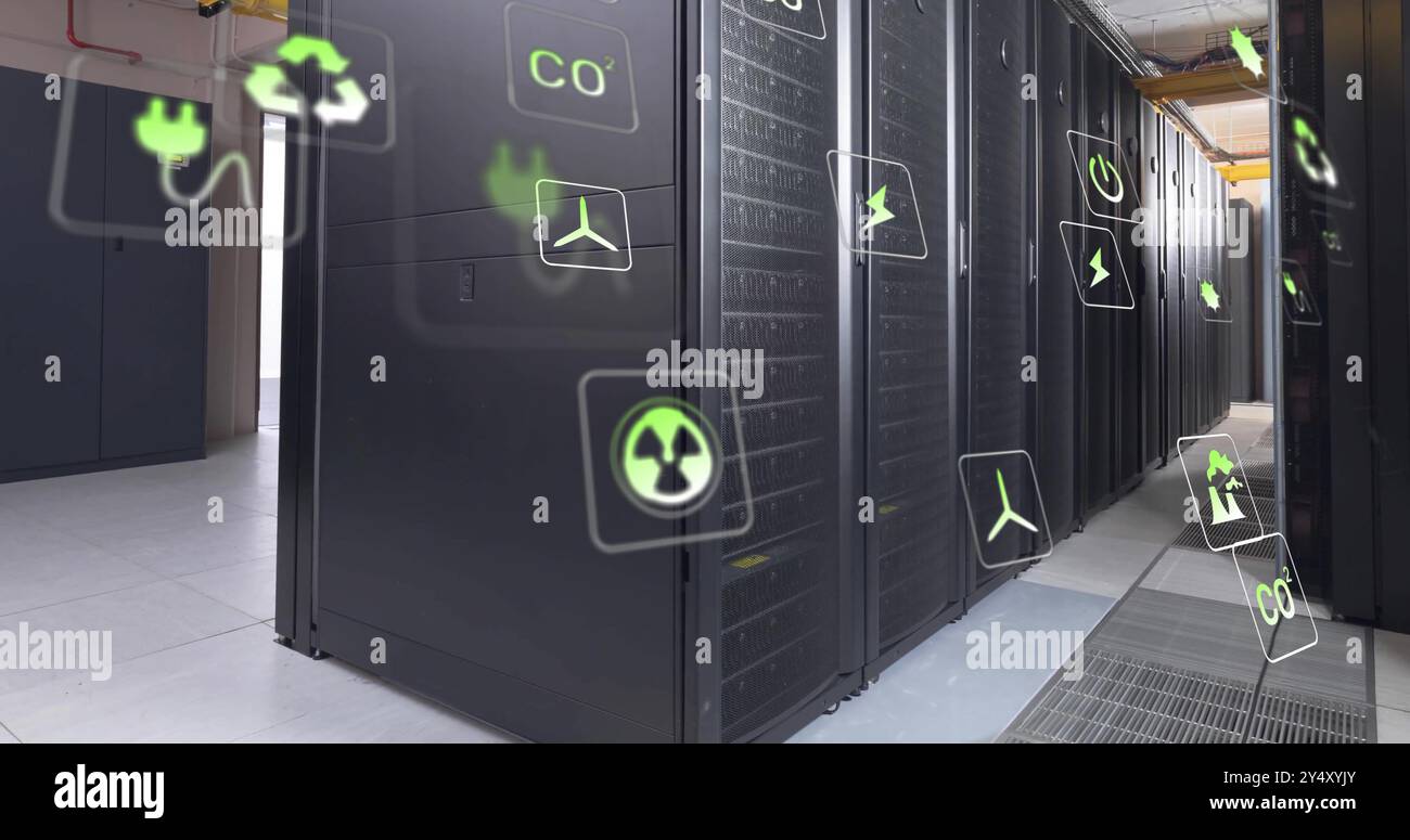 Image des icônes écologiques et du traitement des données sur des serveurs informatiques Banque D'Images
