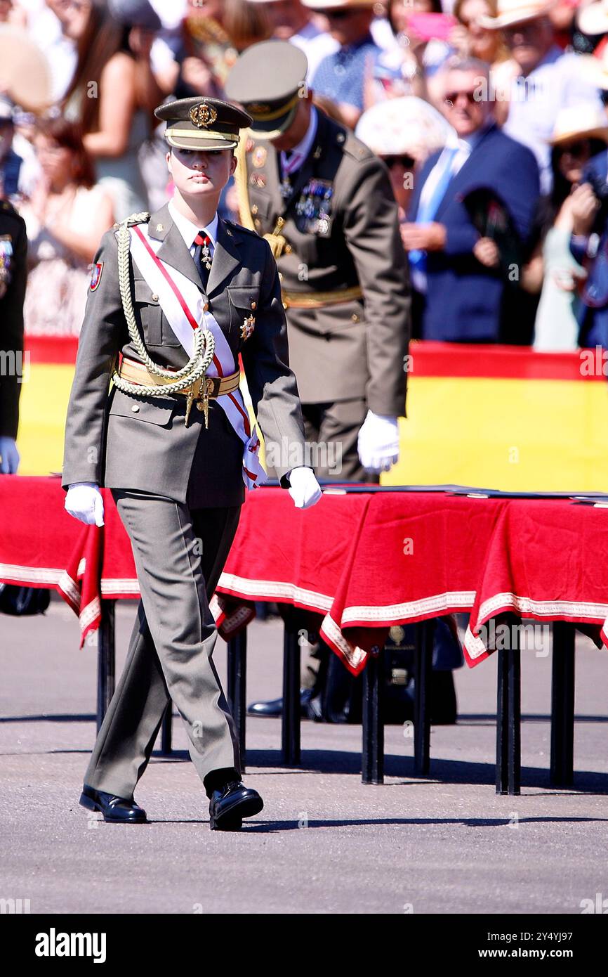 La princesse héritière Leonor assiste à la présentation des décharges royales à la 49e promotion de l'échelle NCO à l'Académie générale de base pour les sous-officiers le 5 juillet 2024 à Talarn, en Espagne. Banque D'Images