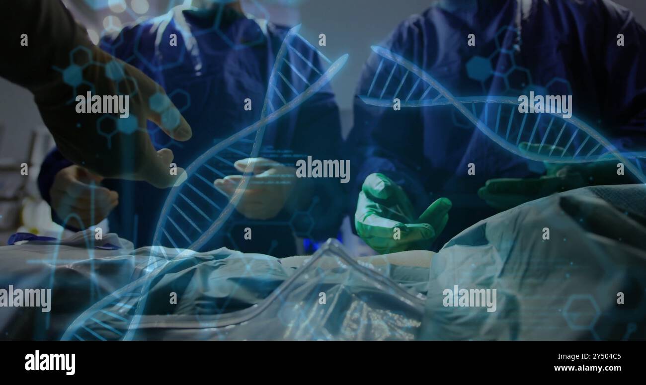 Brins d'ADN et image de traitement de données sur les chirurgiens effectuant une opération Banque D'Images