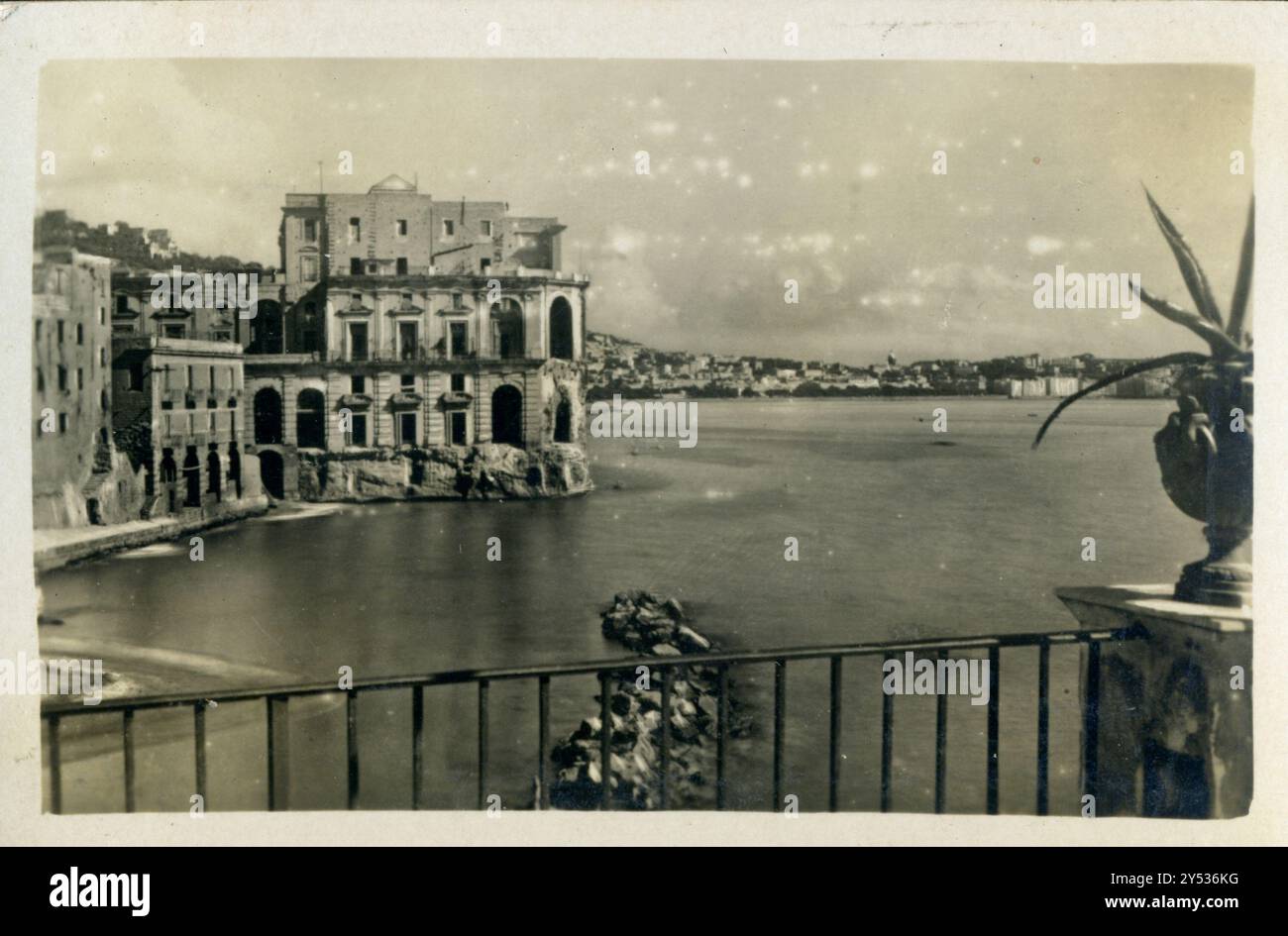 1940 - résidence historique Palazzo Donn'Anna à Posillipo, Naples, Italie Banque D'Images