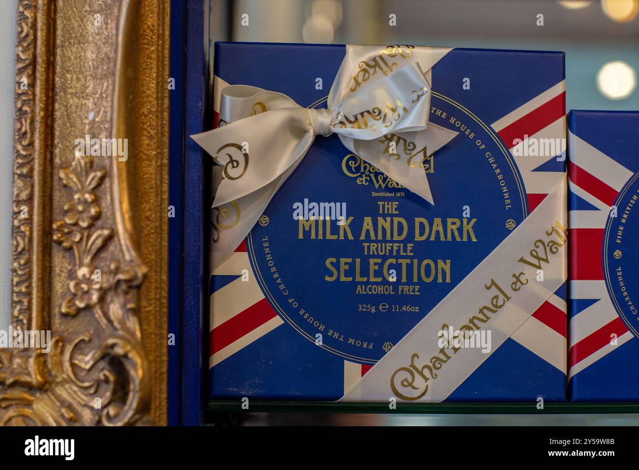 Charbonnel et Walker Chocolate Old Bond Street Store , Londres Royaume-Uni Banque D'Images