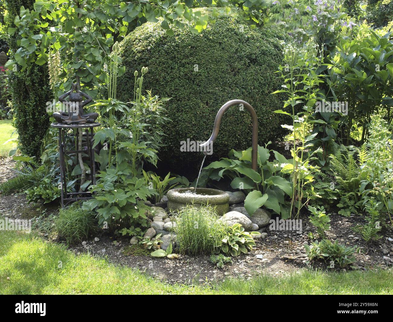 Fontaine de jardin Banque D'Images