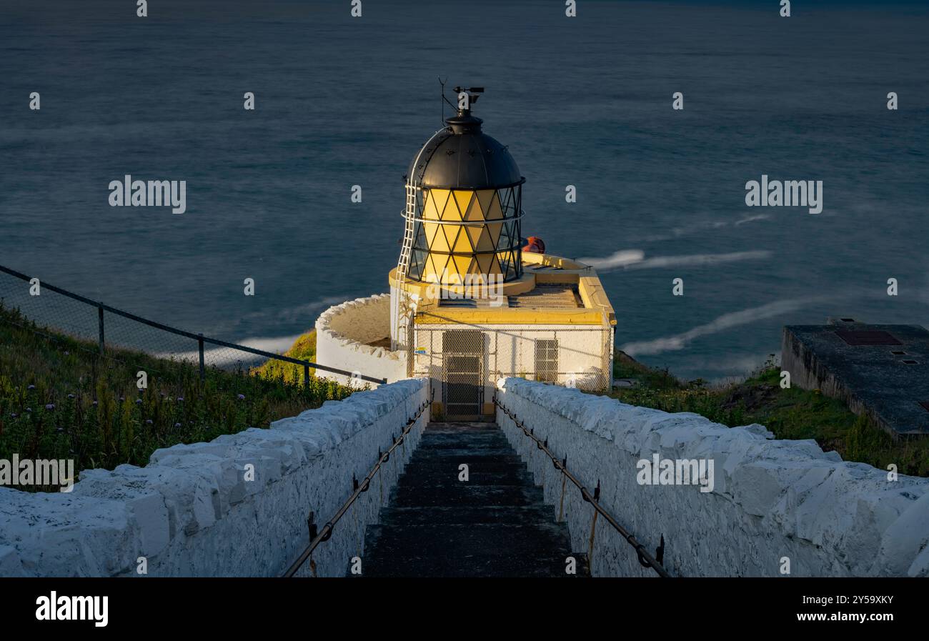 Phare de St Abbs Head au coucher du soleil Banque D'Images