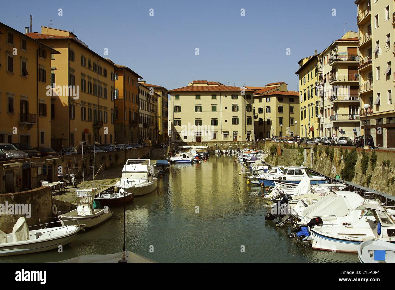 Livourne, une importante ville portuaire en Toscane célèbre pour ses monuments et le quartier Venezia Nuova avec ses canaux. Toscane, Italie Banque D'Images