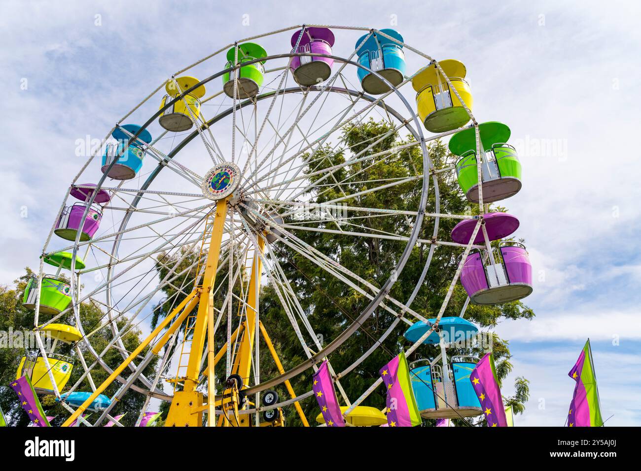 Grande roue pour enfants à la foire du comté Banque D'Images