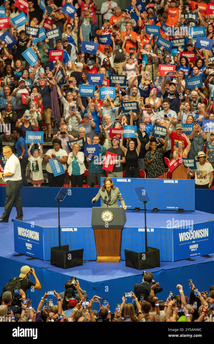 Photographies d'un rassemblement de campagne présidentielle pour le vice-président Kamala Harris, tenu à alliant Energy Center, Madison, Wisconsin, le 20 septembre 2024. Banque D'Images