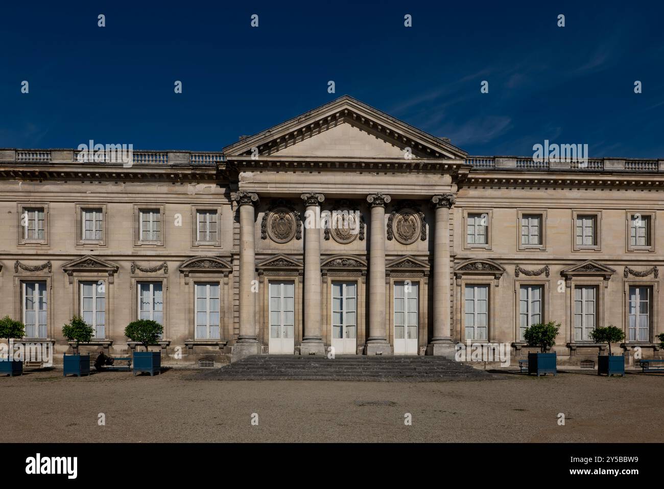 La façade du palais impérial de Compiègne, France Banque D'Images