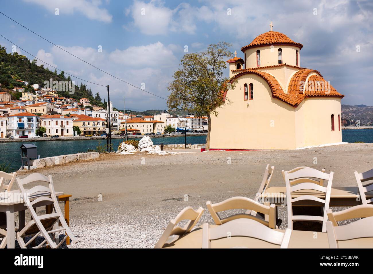 Vue de Gytheio ville côtière en Laconie, Péloponnèse, Grèce Banque D'Images