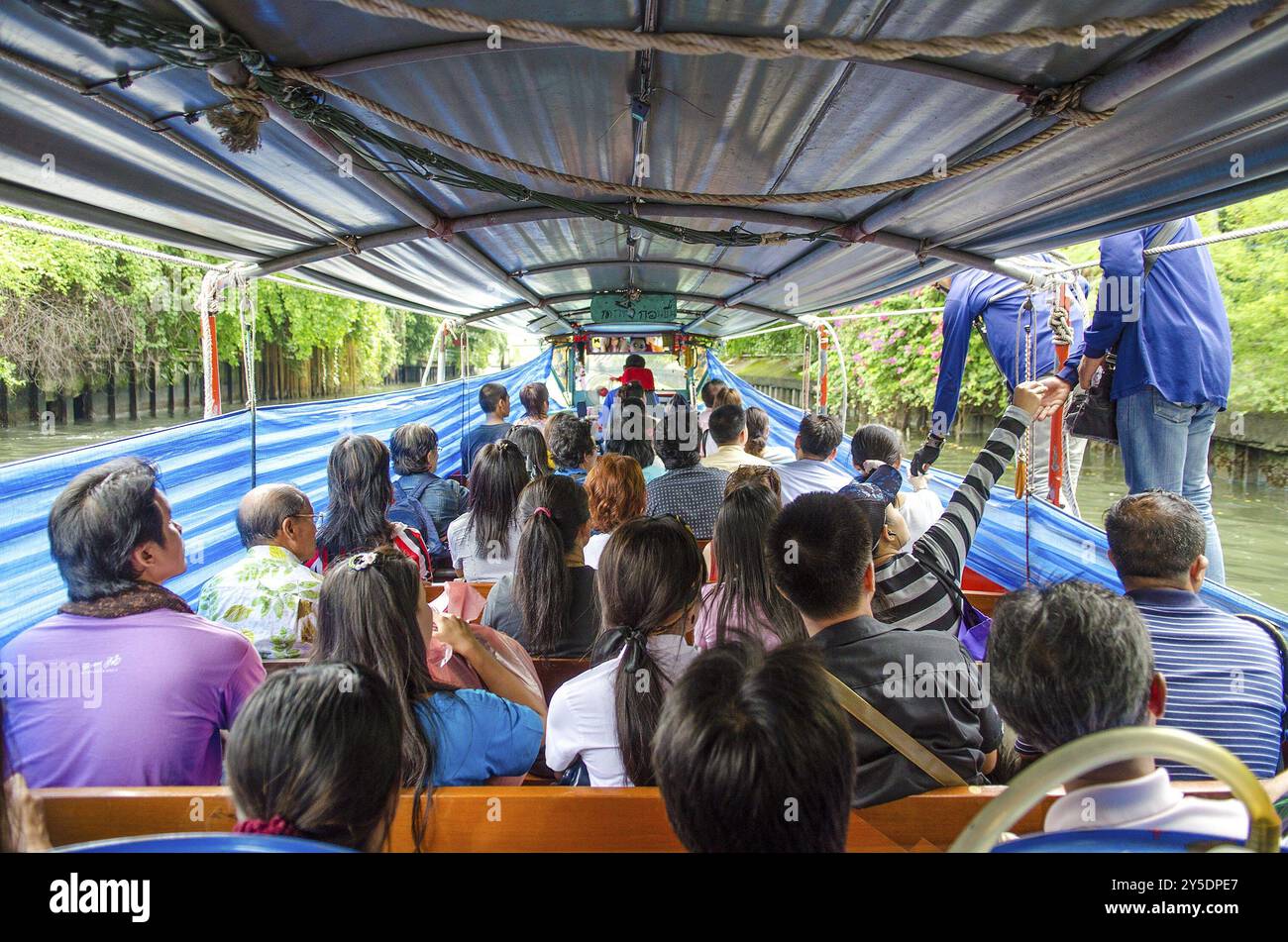 Ferry de canal fluvial à bangkok thaïlande Banque D'Images