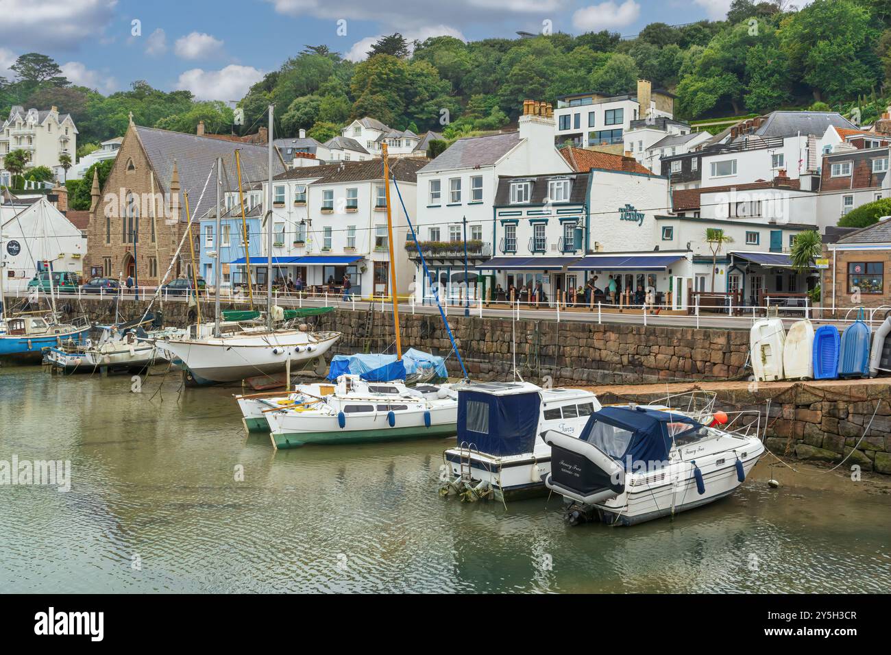 St Aubin habour sur l'île de Jersey l'une des îles Anglo-Normandes Banque D'Images