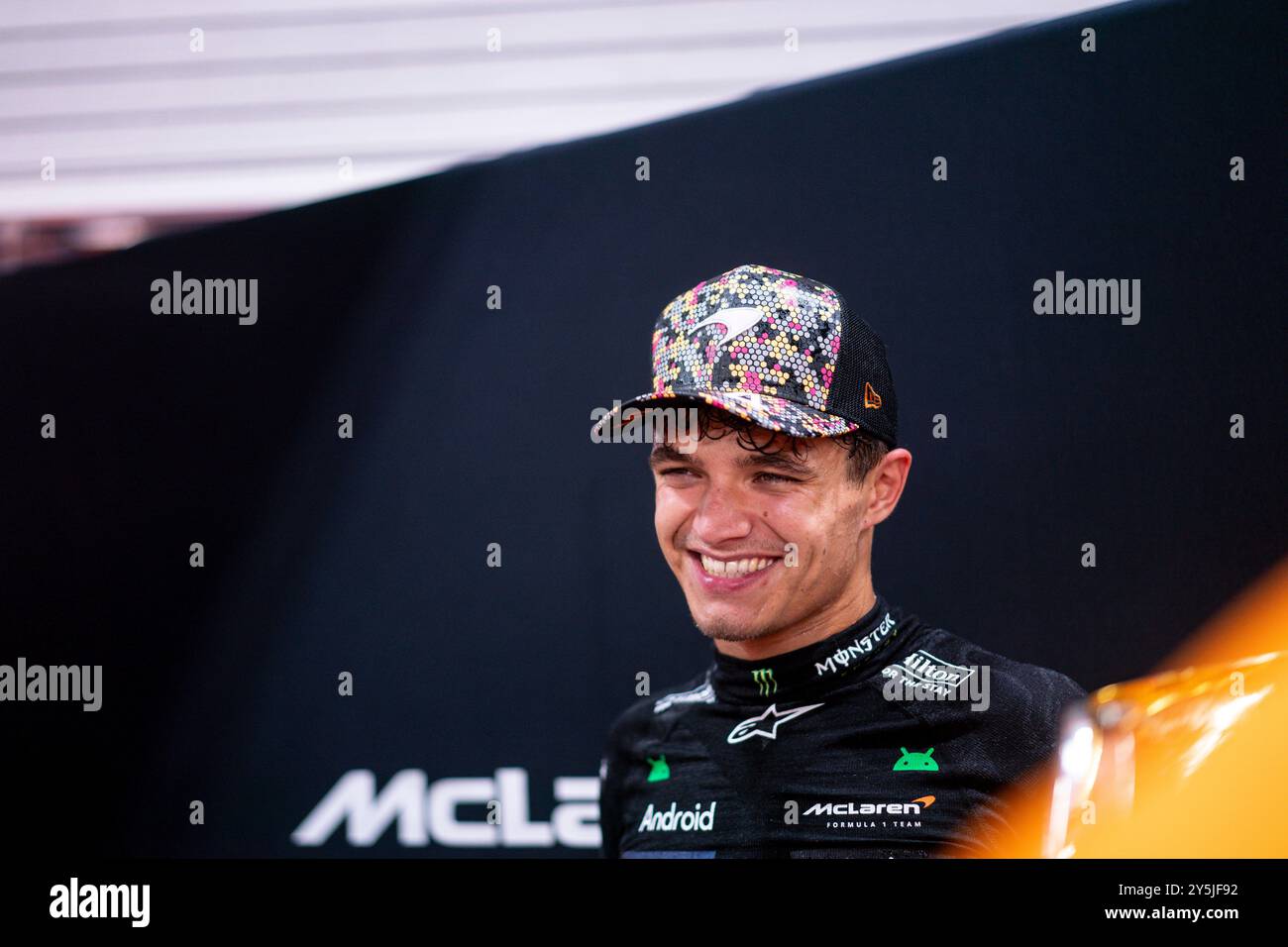 September 22, 2024, Singapore, Singapore: British driver LANDO NORRIS (McLaren F1 Team) is seen after winning the 2024 FIA Formula 1 Singapore Grand Prix at Marina Bay Street Circuit in Singapore. (Cal Sport Media via AP Images) Banque D'Images
