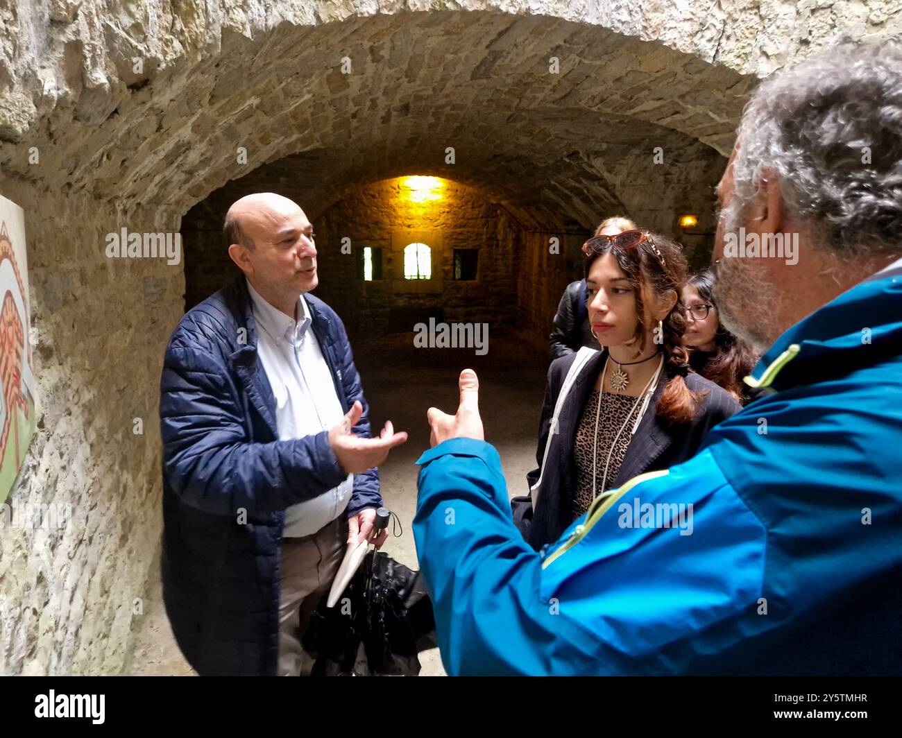 Le réalisateur italien Francesco Zarzana prépare le tournage de 'Maguy', Bron, France Banque D'Images