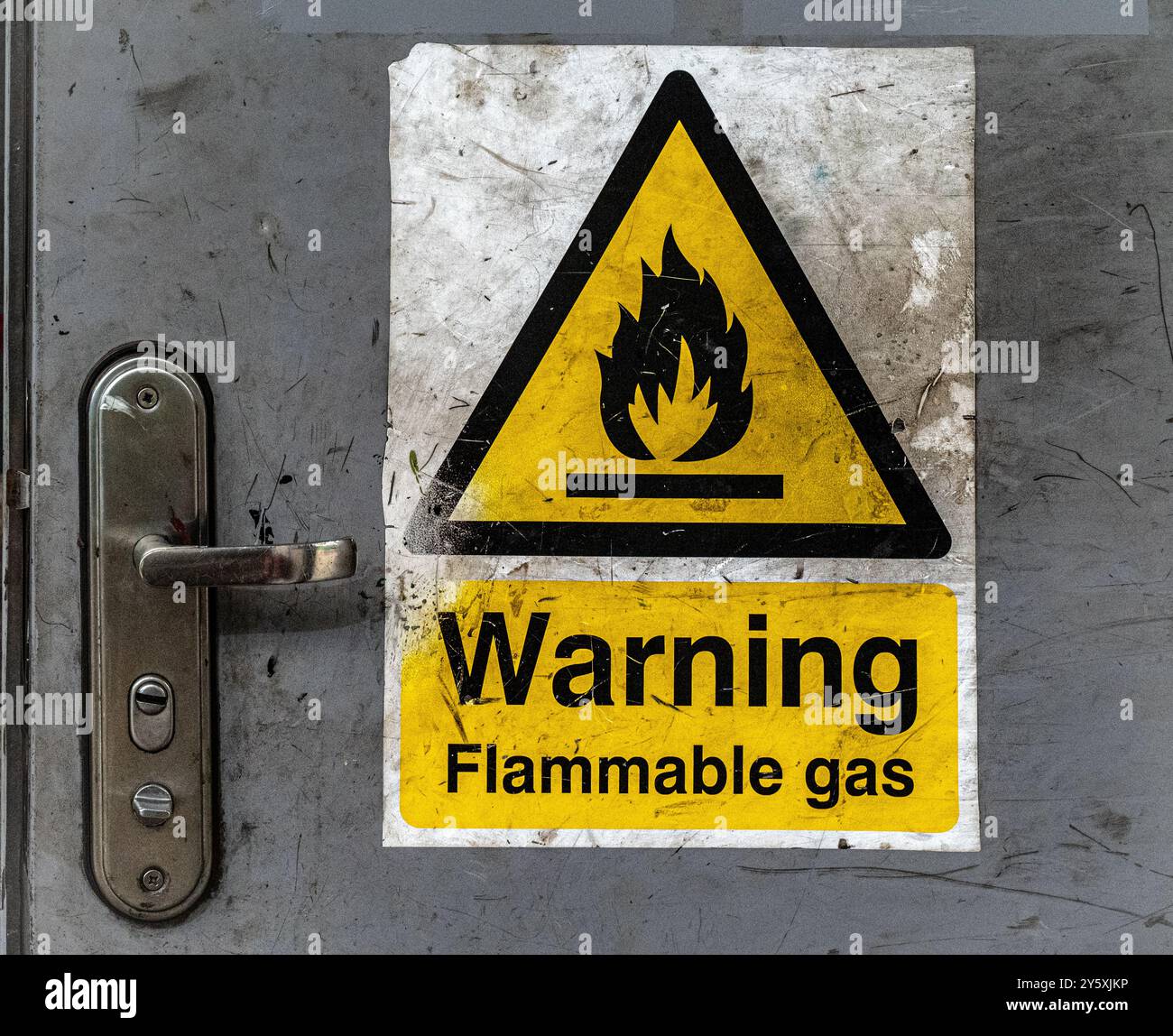 Panneau d'avertissement indiquant la présence de gaz inflammable Banque D'Images