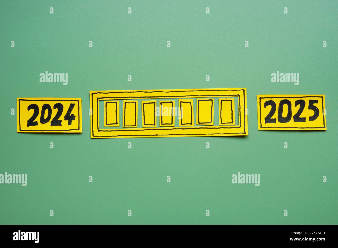 Barre de progression avec les années 2024 et 2025. Objectifs futurs. Banque D'Images