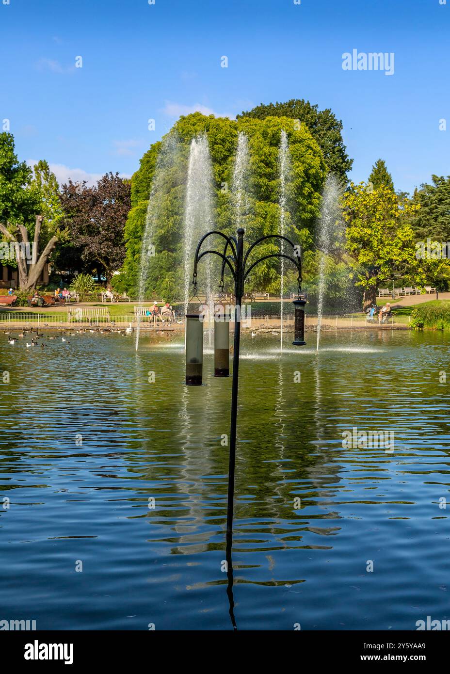 Beau paysage vibrant dans Jephson Gardens, Leamington Spa, Royaume-Uni. Banque D'Images