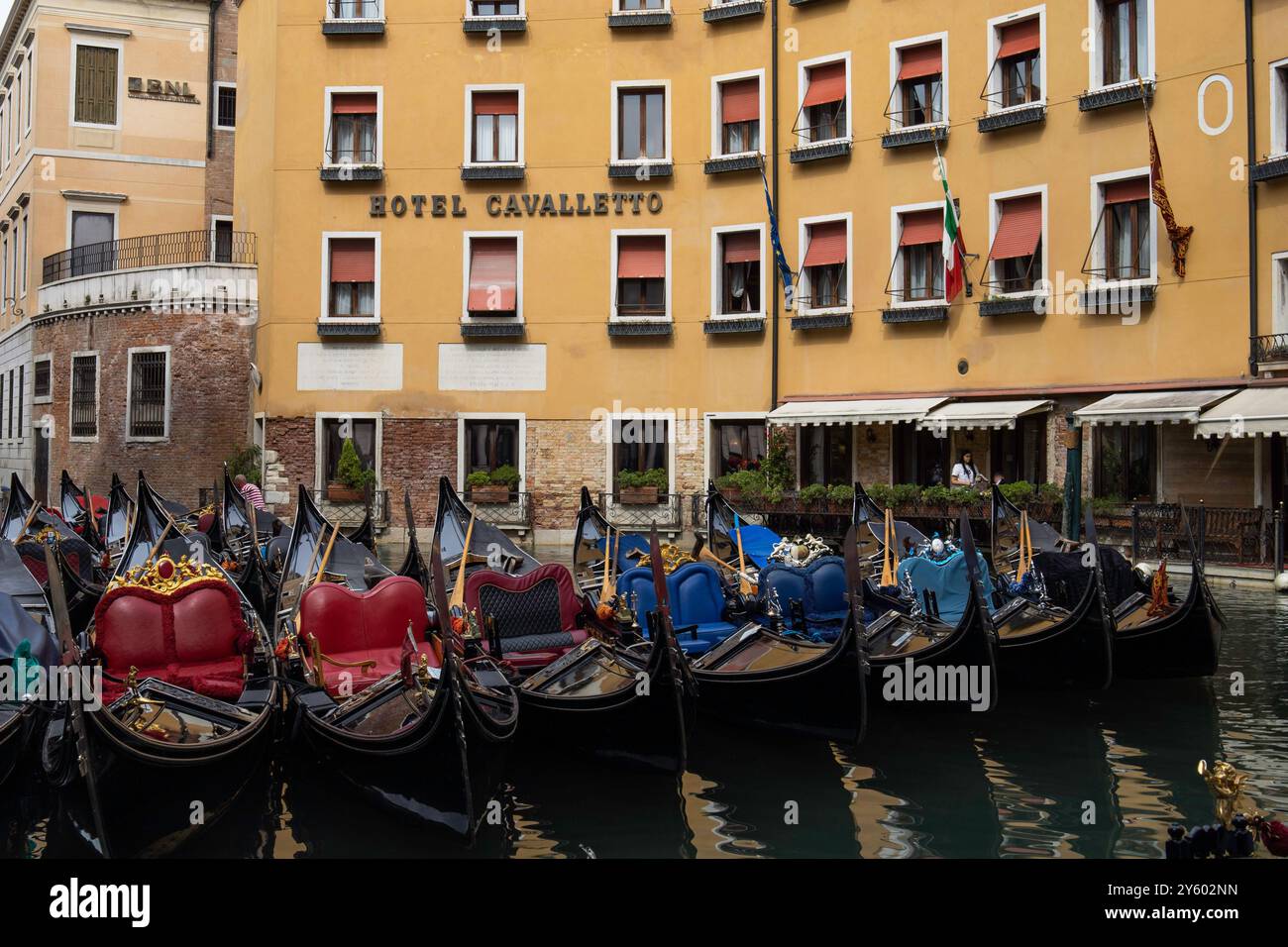 22 septembre 2024 : Venise, Italie. Le centre-ville de Venise, reconnu comme patrimoine mondial par l'UNESCO, comprend l'église San Marcos et les gondoliers traditionnels. (Crédit image : © Cristian Leyva/ZUMA Press Wire) USAGE ÉDITORIAL SEULEMENT! Non destiné à UN USAGE commercial ! Banque D'Images