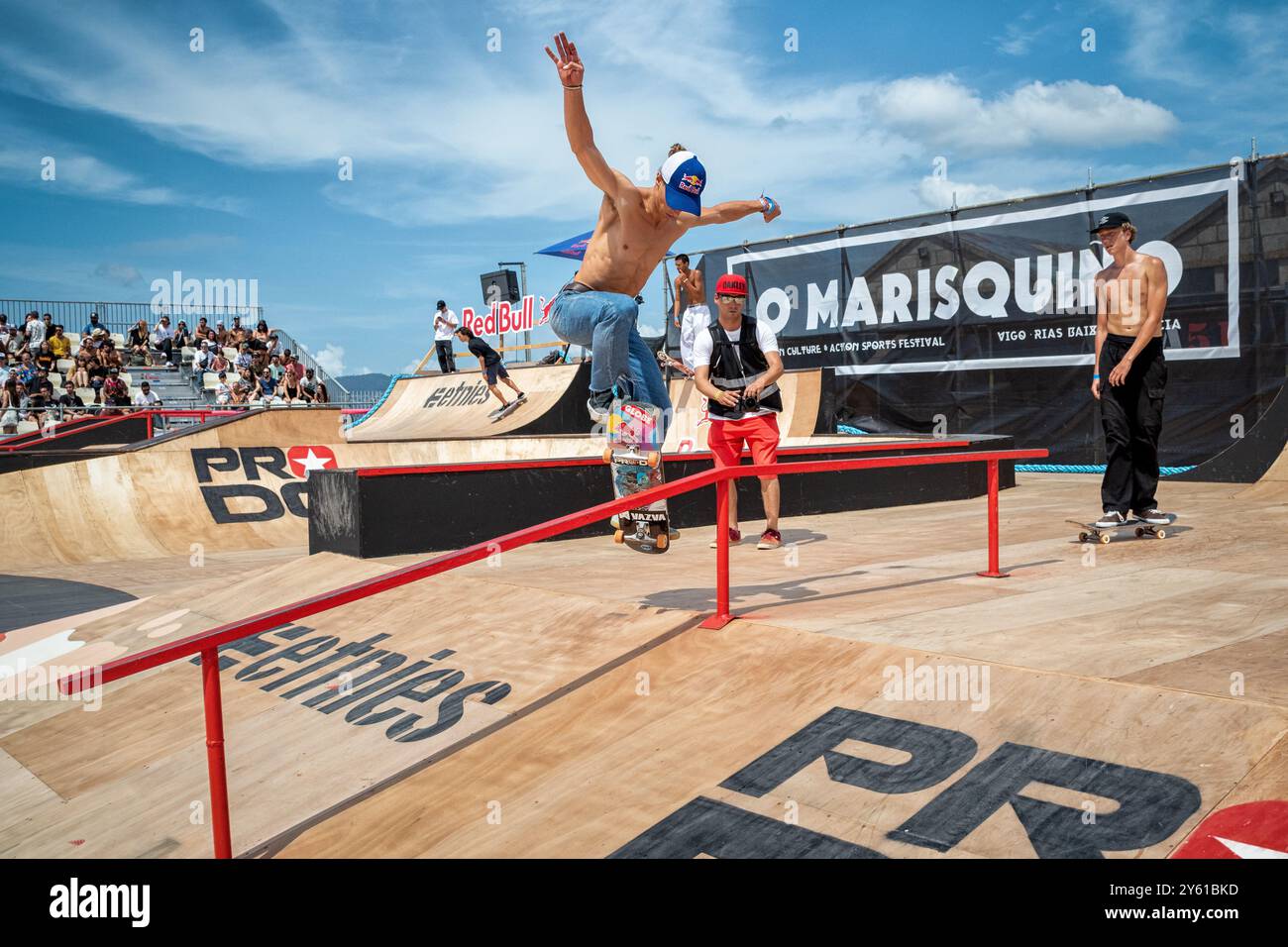 Vigo, Espagne. Le sakter Dani Leon Coupe du monde de Skateboard à O Marisquiño Banque D'Images