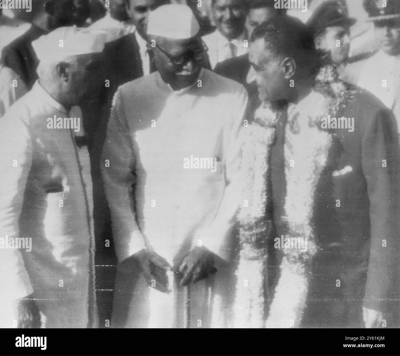 LE PRÉSIDENT GAMAL ABDEL NASSER S'ENTRETIENT AVEC LE PRÉSIDENT RAJENDRA PRASAD ET LE PREMIER MINISTRE JAWAHARLAL NEHRU LE 29 MARS 1960 Banque D'Images