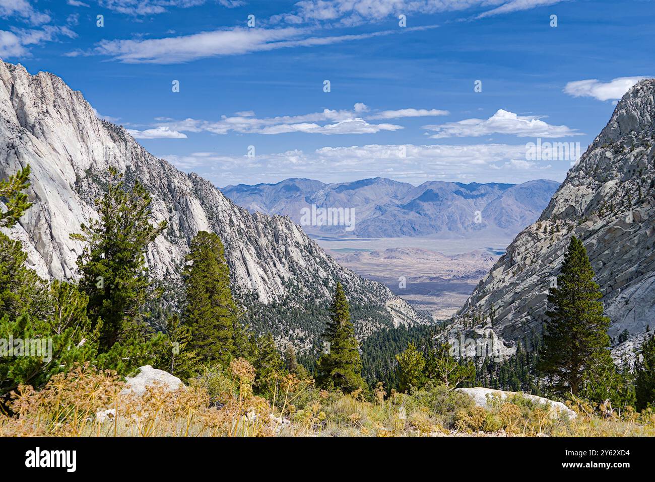 La vue sur la vallée du Mt. Whitney. Banque D'Images