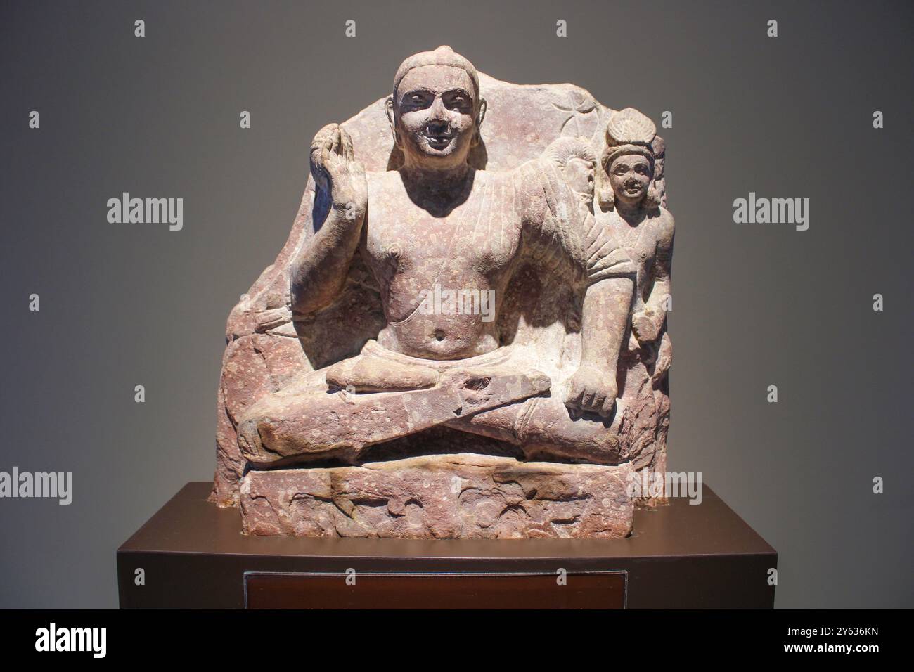 Bangkok, Thaïlande, Asie du Sud-est, Asie. Musée national de Bangkok. Bouddha offrant une protection, Inde, 1er-4ème siècle après JC. Banque D'Images Bangkok, Thaïlande, Asie du Sud-est, Asie. Musée national de Bangkok. Bouddha offrant une protection, Inde, 1er-4ème siècle après JC. Banque D'Images