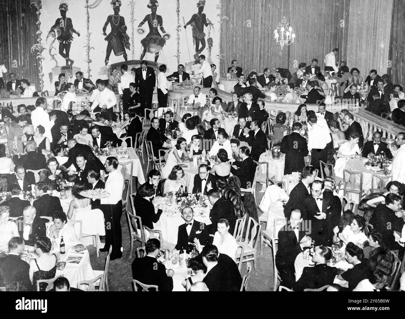 La chambre d'or du Copacabana Palace Hotel Rio de Janeiro, Brésil 1946-1950 Banque D'Images
