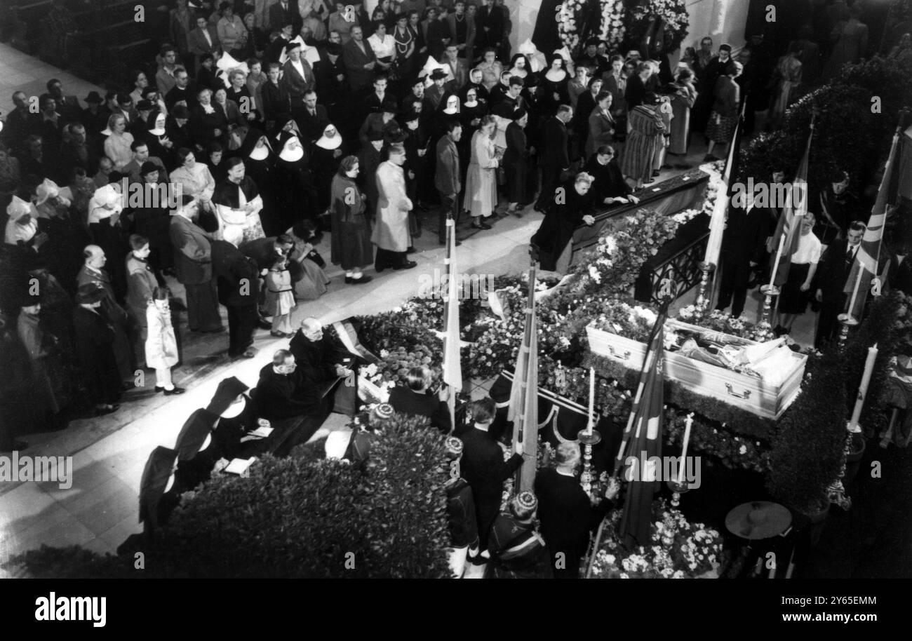 EVA Peron se trouvant dans l'état août 1952 aucune autre légende disponible Banque D'Images