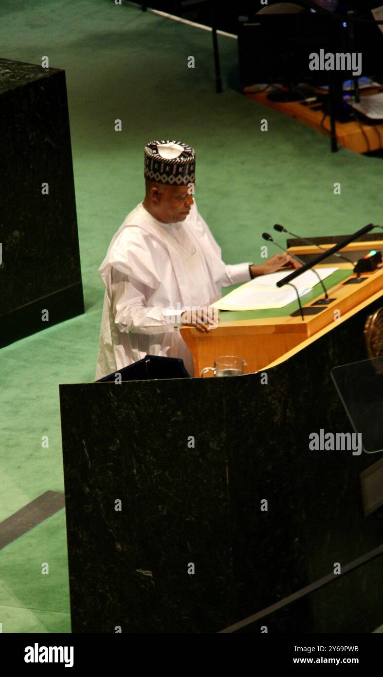 24 septembre 2024, New York City, New York : (NOUVEAU) vice-président nigérian Kashim Shettima prend la parole à l'AGNU 79. 24 septembre 2024, New York, États-Unis : le vice-président du Nigeria, son Excellence Kashim Shettima, prend la parole lors de la 79e session de l'Assemblée générale des Nations Unies à New York. Crédit : Niyi Fote/Thenews2 (Foto : Niyi Fote/Thenews2/Zumapress) (crédit image : © Niyi Fote/TheNEWS2 via ZUMA Press Wire) USAGE ÉDITORIAL SEULEMENT! Non destiné à UN USAGE commercial ! Banque D'Images