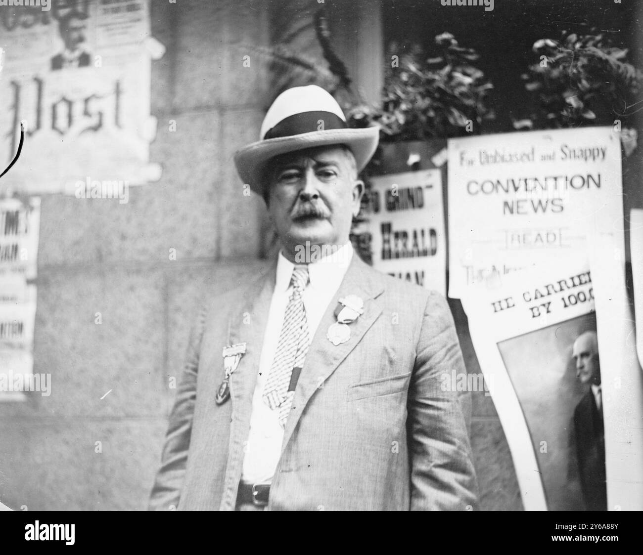 Gov. O'Neill, négatifs en verre, 1 négatif : verre ; ou plus petit. Banque D'Images Gov. O'Neill, négatifs en verre, 1 négatif : verre ; ou plus petit. Banque D'Images