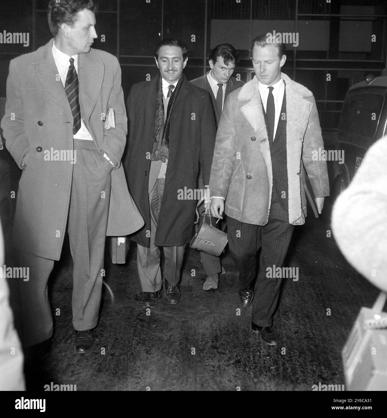 HAROLD DERBER EXPULSÉ DES ÉTATS-UNIS À L'AÉROPORT DE LONDRES ; 21 JANVIER 1964 Banque D'Images