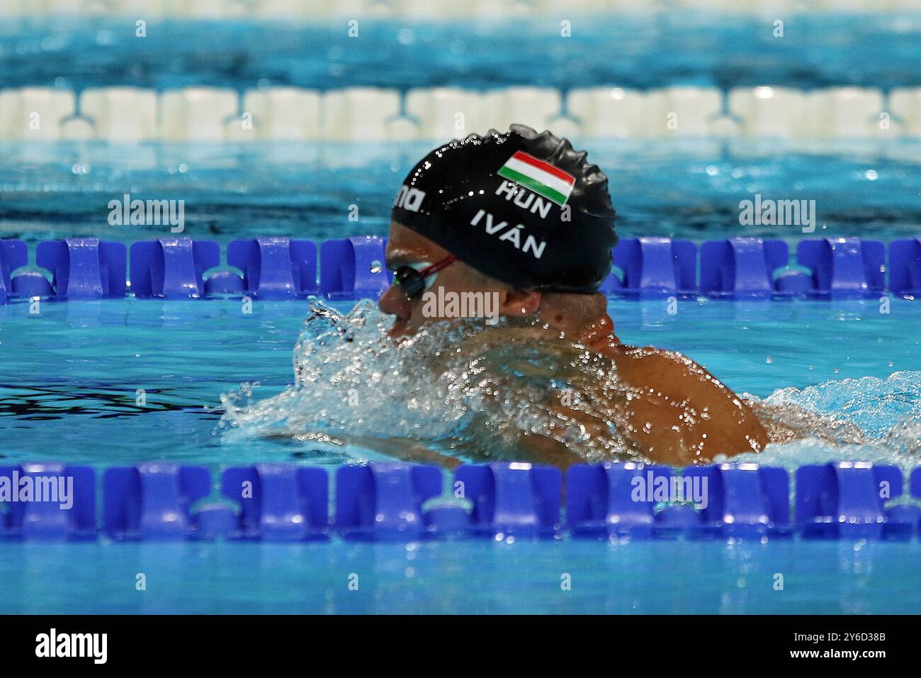 IVAN Bence (SM6) de Hongrie dans les manches individuelles de para natation 200m Medley - SM6 à la Défense Arena, Paris, France aux Jeux paralympiques de 2024. Banque D'Images