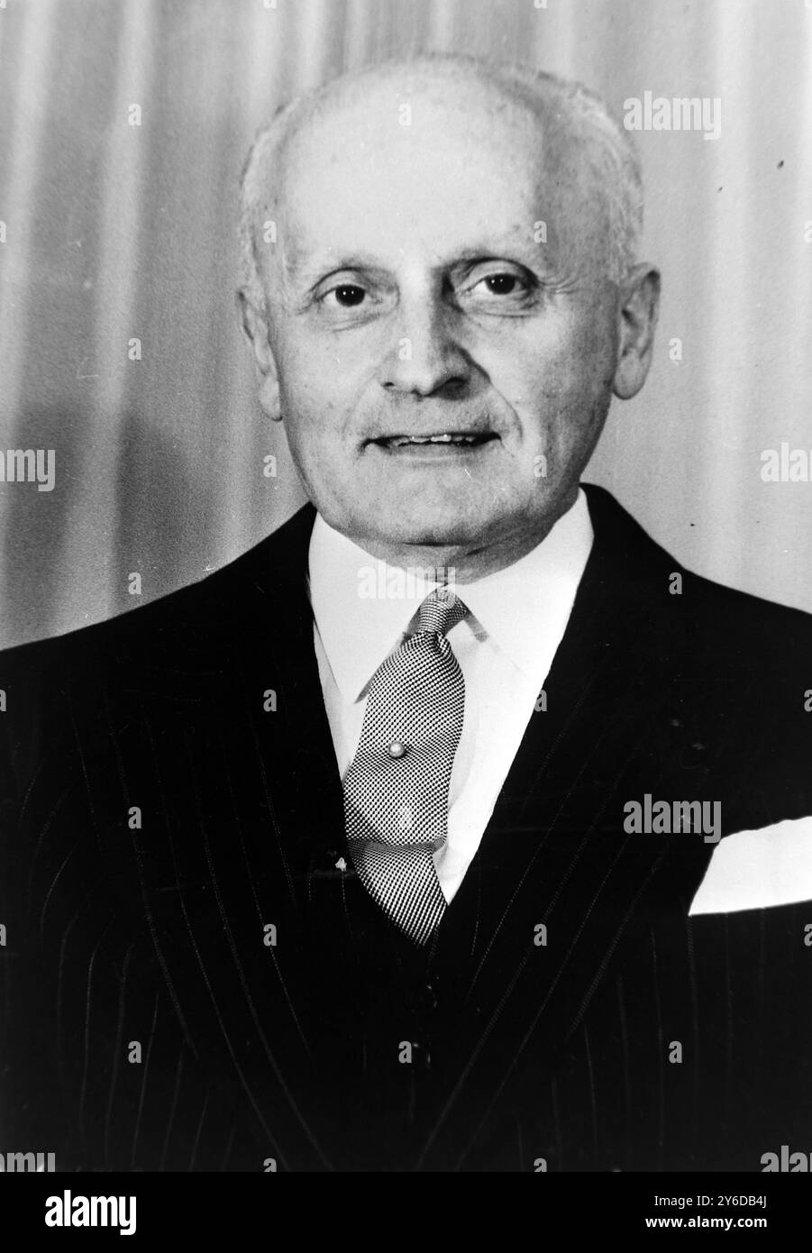 PANAYOTIS PIPINELIS MINISTRE GREC À ATHÈNES / ; 19 JUIN 1963 Banque D'Images