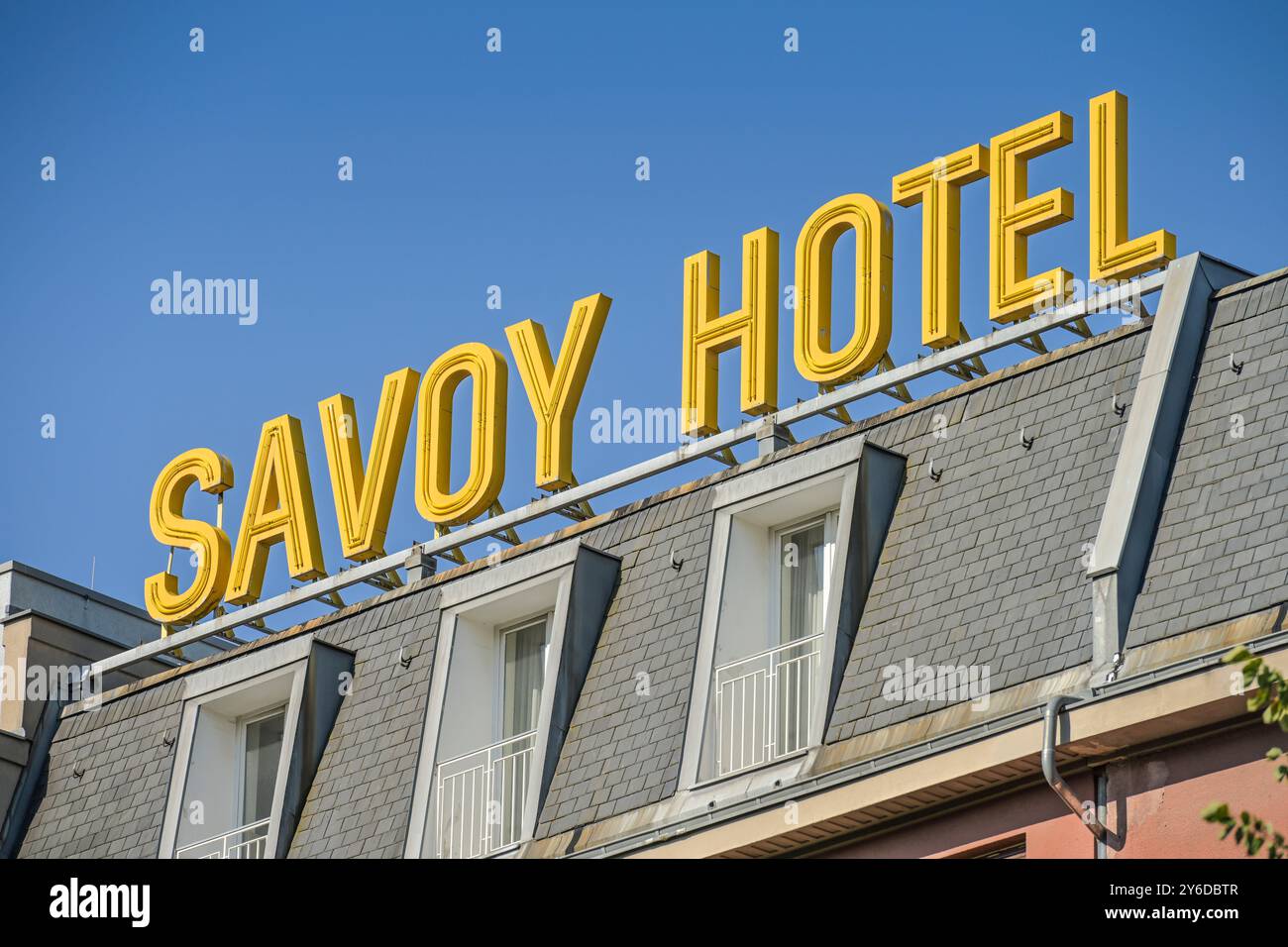 Ehemaliges Savoy Hotel, Fasanenstraße, Charlottenburg, Charlottenburg-Wilmersdorf, Berlin, Deutschland Banque D'Images