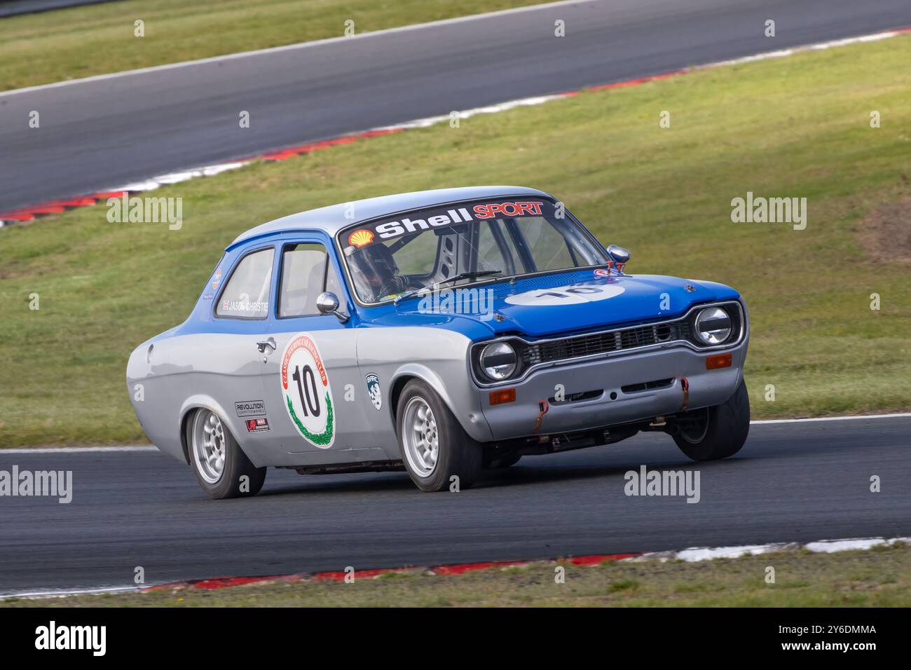 Jason Christie dans sa Ford Escort RS2000 lors de la course Classic Touring car Racing Club 2023 à Snetterton, Norfolk, Royaume-Uni. Banque D'Images