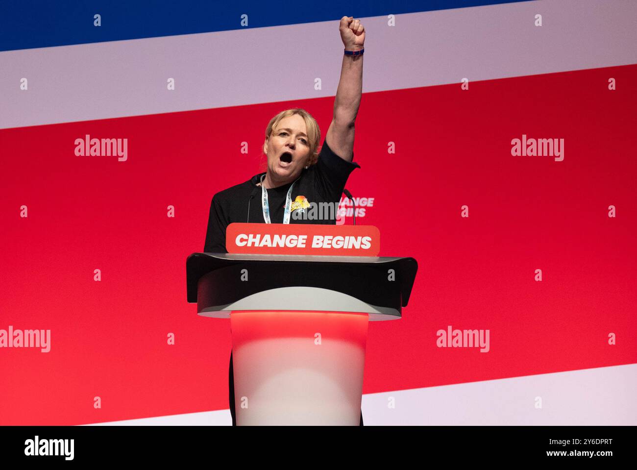 La secrétaire générale du syndicat Unite, Sharon Graham, prend la parole lors d'un débat sur les réductions de l'allocation de carburant d'hiver lors de la conférence du Parti travailliste à Liverpool. Date de la photo : mercredi 25 septembre 2024. Banque D'Images