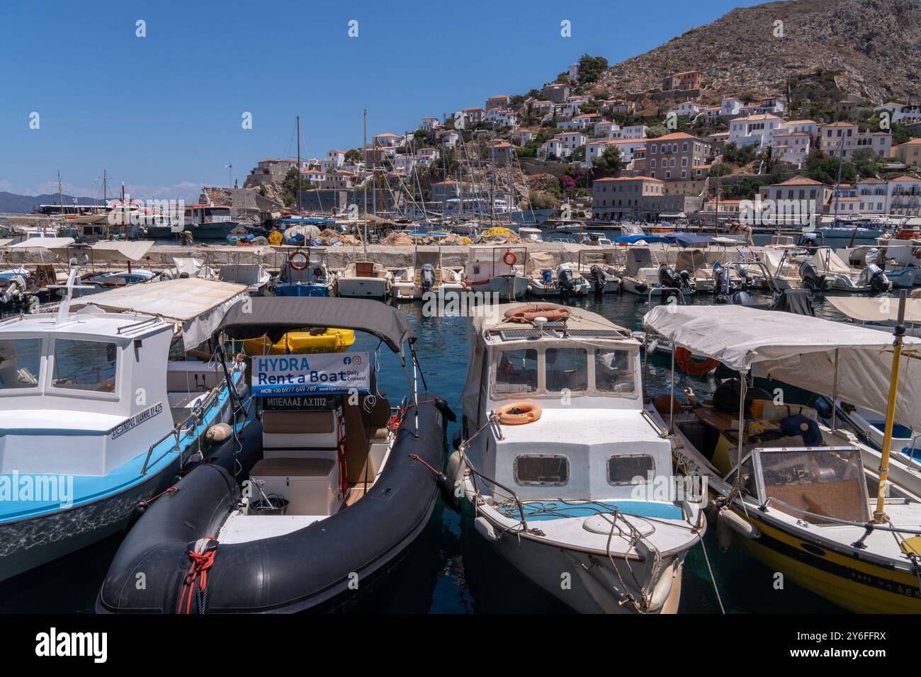 L'Iisand grec d'Hydra dans le golfe Saronique. Grèce. Banque D'Images