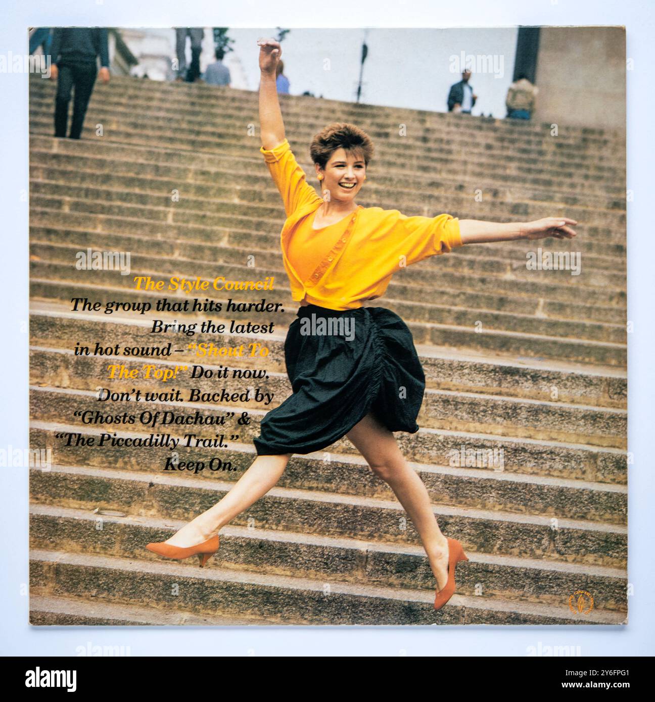 Couverture photo de la version single 12 pouces de Shout to the Top par The style Council, qui est sortie en 1984 Banque D'Images