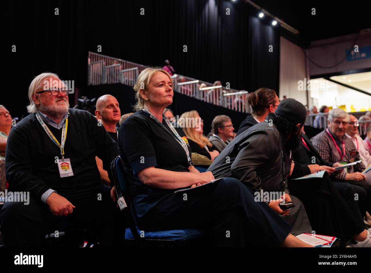 Liverpool, Royaume-Uni. 25 SEP, 2024. Sharon Graham, de Unite the Syndicat, attend le verdict sur la discussion sur le paiement de carburant hivernal avant le vote clé alors que la conférence du Parti travailliste a pris fin mercredi matin après trois jours précédents de discours principaux et d’événements marginaux. Crédit Milo Chandler/Alamy Live News Banque D'Images