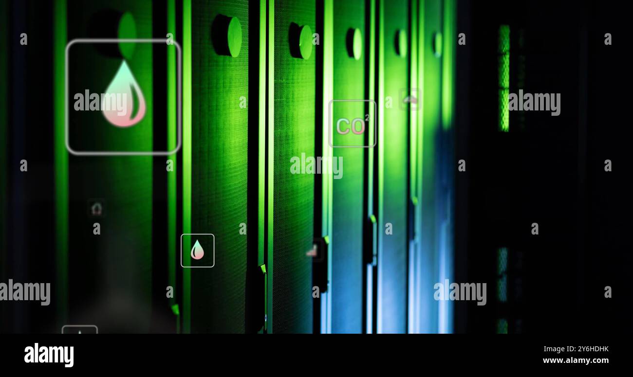 Illustration des icônes écologiques au-dessus de la salle des serveurs Banque D'Images