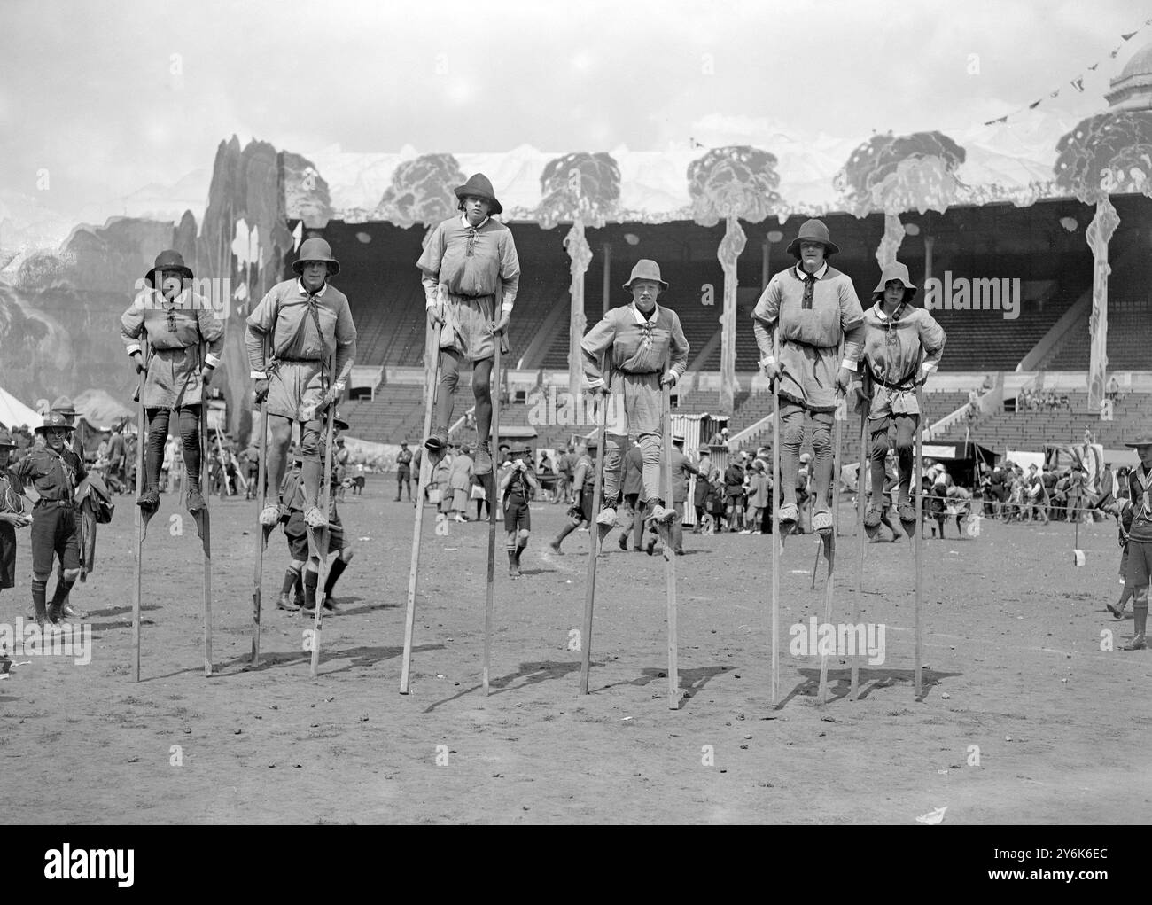 Old English Fair à Wembley en lien avec le Jamboree Boy Scouts sur pilotis 9 août 1925 Banque D'Images
