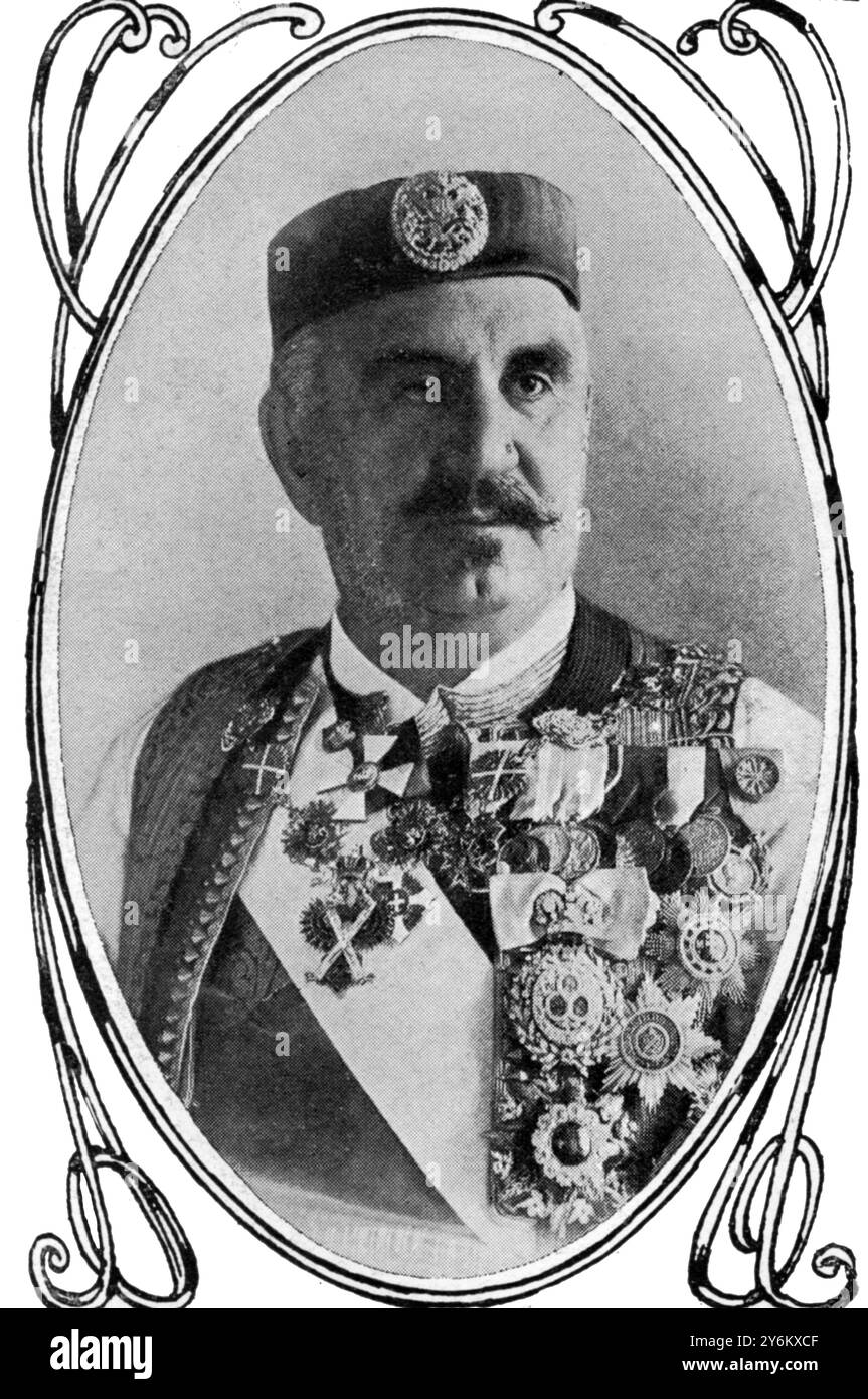 Le roi Nikola Ier Mirkov Petrovic-Njegos (7 octobre [O.S. septembre 25] 1841 - 1er mars 1921) était le seul roi du Monténégro, régnant comme roi de 1910 à 1918 et comme prince de 1860 à 1910. Il était également poète, notamment en écrivant Onamo, 'namo, un hymne populaire du Monténégro. Banque D'Images